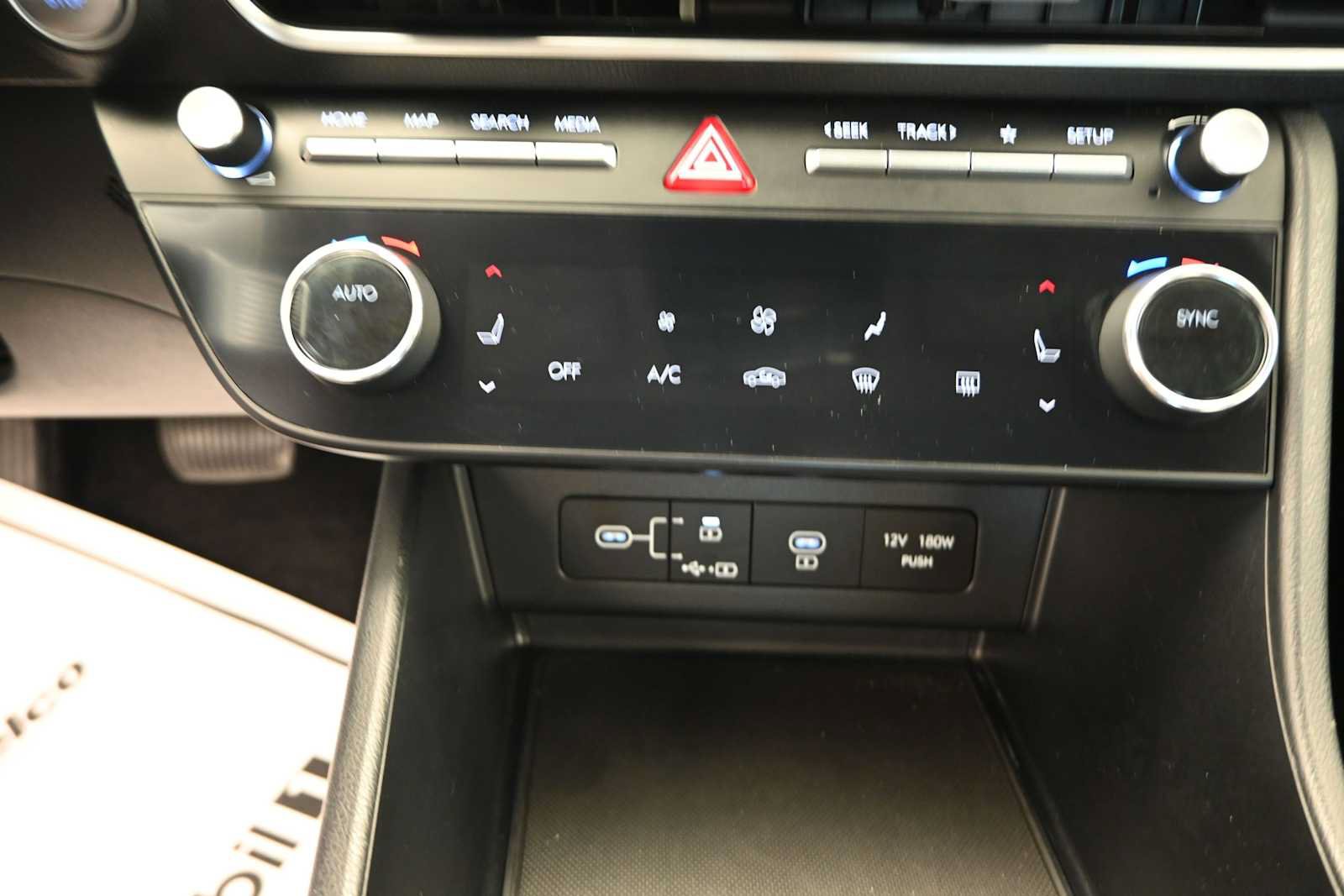 Used 2024 Hyundai Sonata SEL FWD image 18