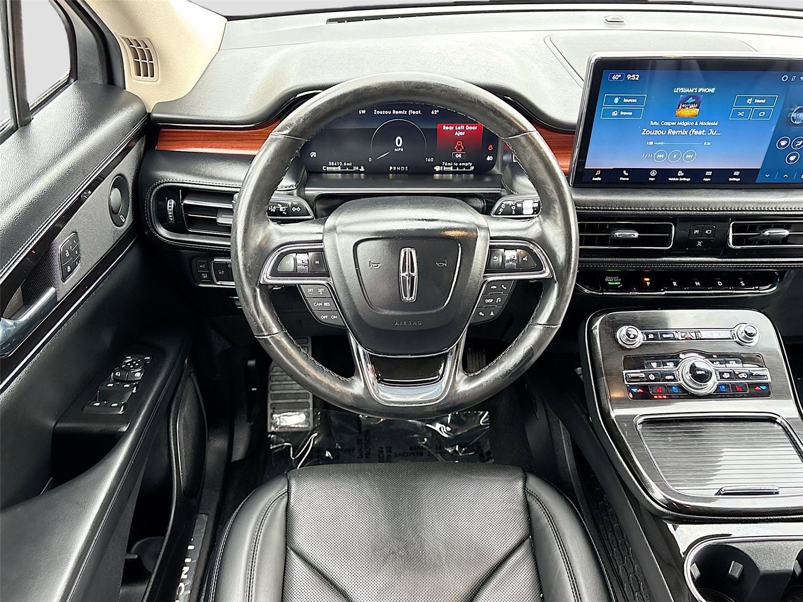 Used 2022 Lincoln Nautilus Reserve w/ Luxury Package image 24