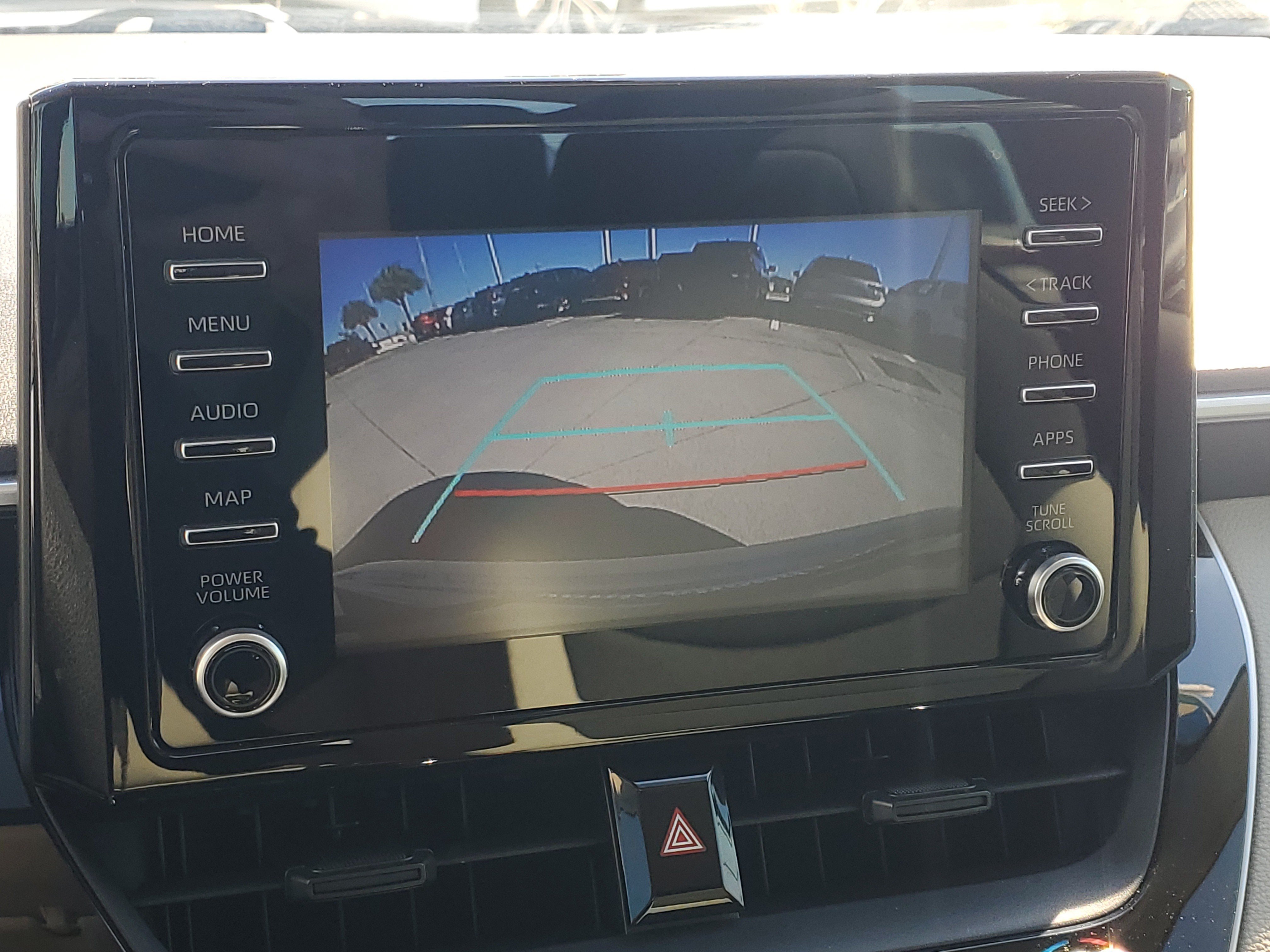 Used 2020 Toyota Corolla L FWD image 26