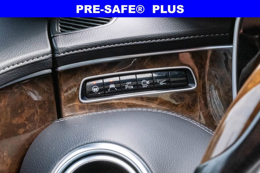 Used 2015 Mercedes-Benz S 550 4MATIC Coupe image 24