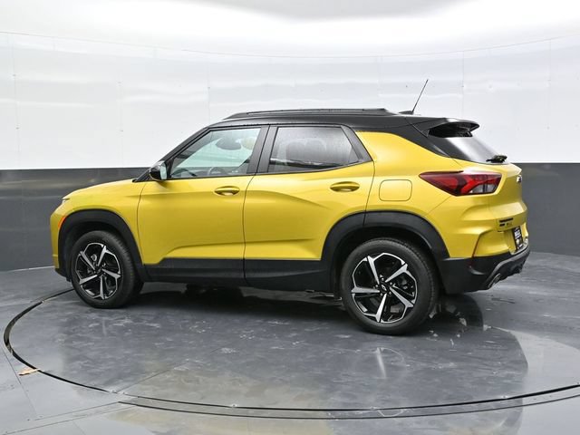 Used 2023 Chevrolet TrailBlazer RS w/ Sun and Liftgate Package AWD/4WD image 4
