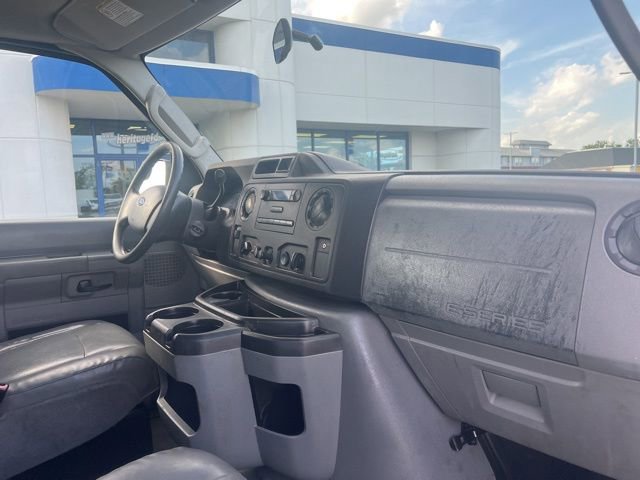 Used 2012 Ford E-150 and Econoline 150 XL w/ PWR Windows & Locks Group image 25