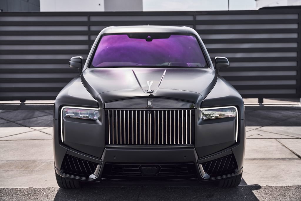 Used 2026 Rolls-Royce Cullinan Black Badge AWD/4WD image 14