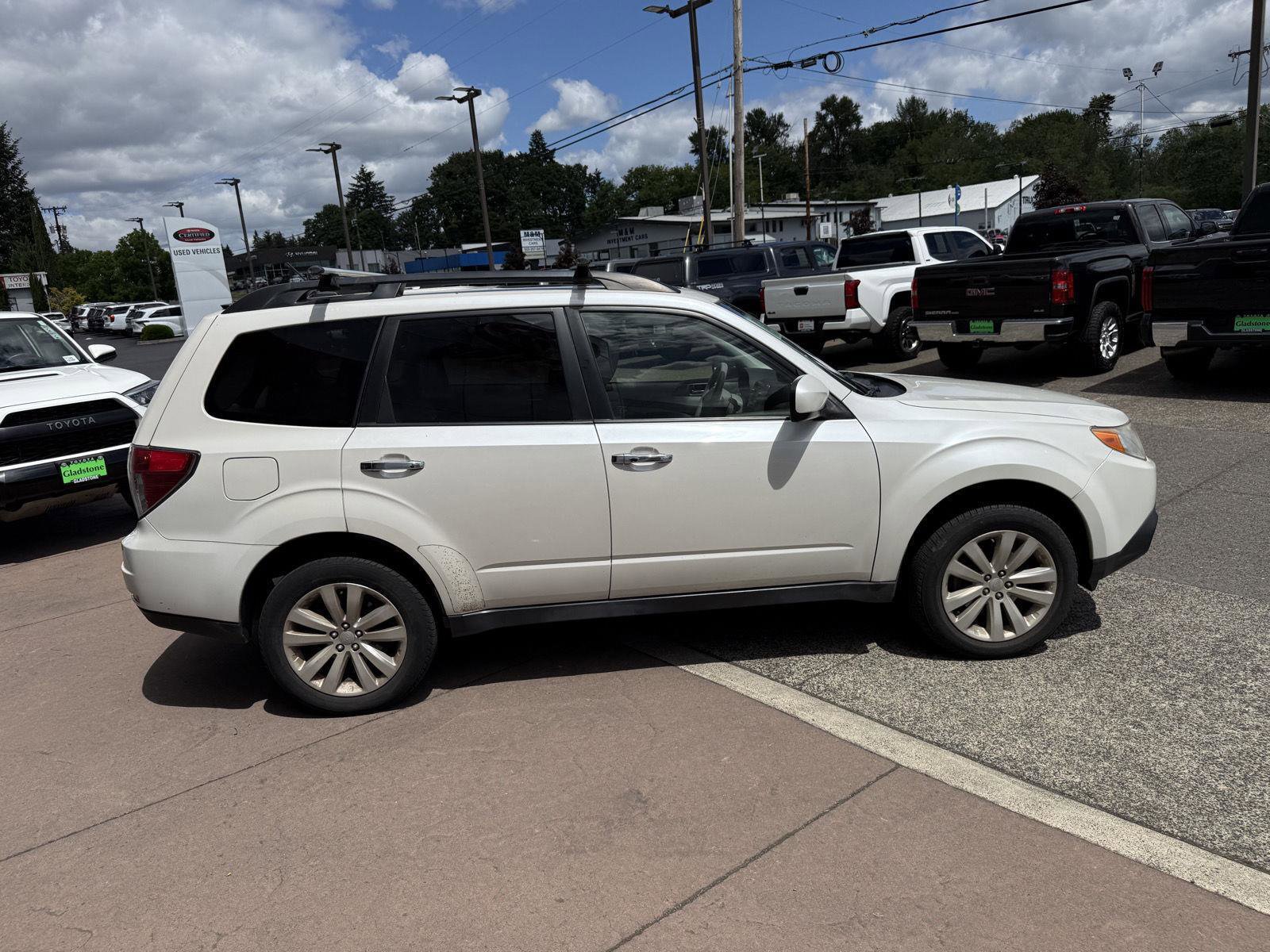 Used 2013 Subaru Forester 2.5X Limited AWD/4WD image 7