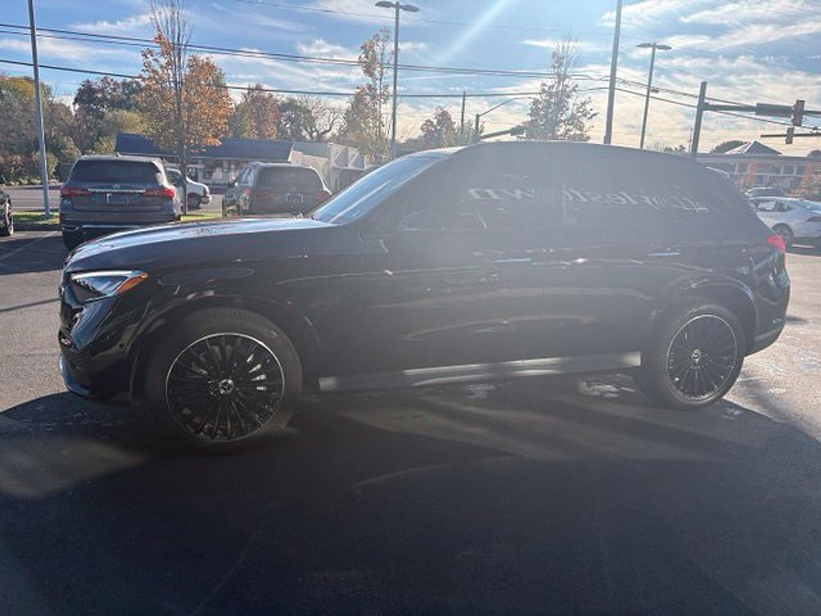 Used 2026 Mercedes-Benz GLC 300 4MATIC image 4