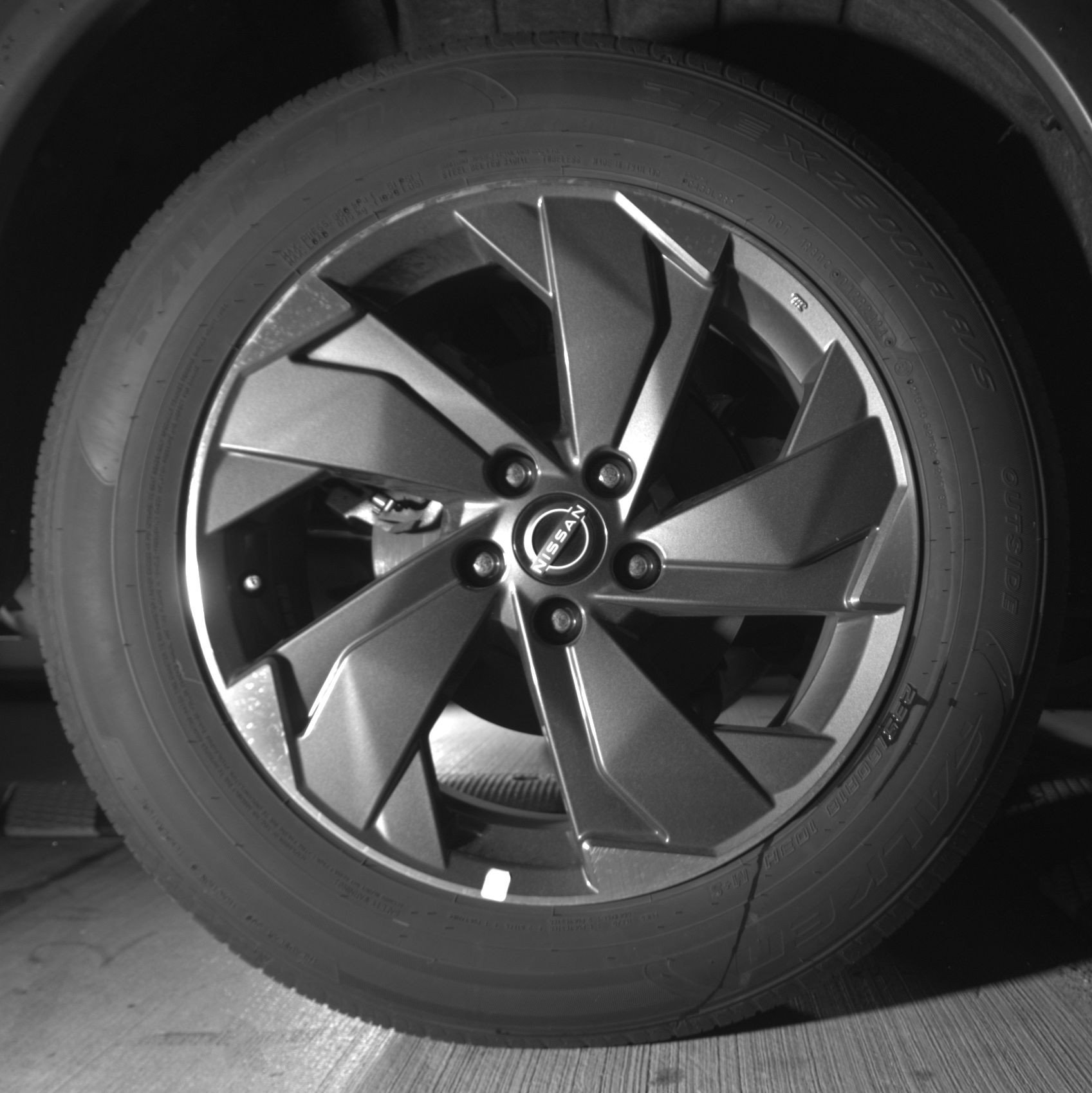 Used 2025 Nissan Rogue SV FWD image 15