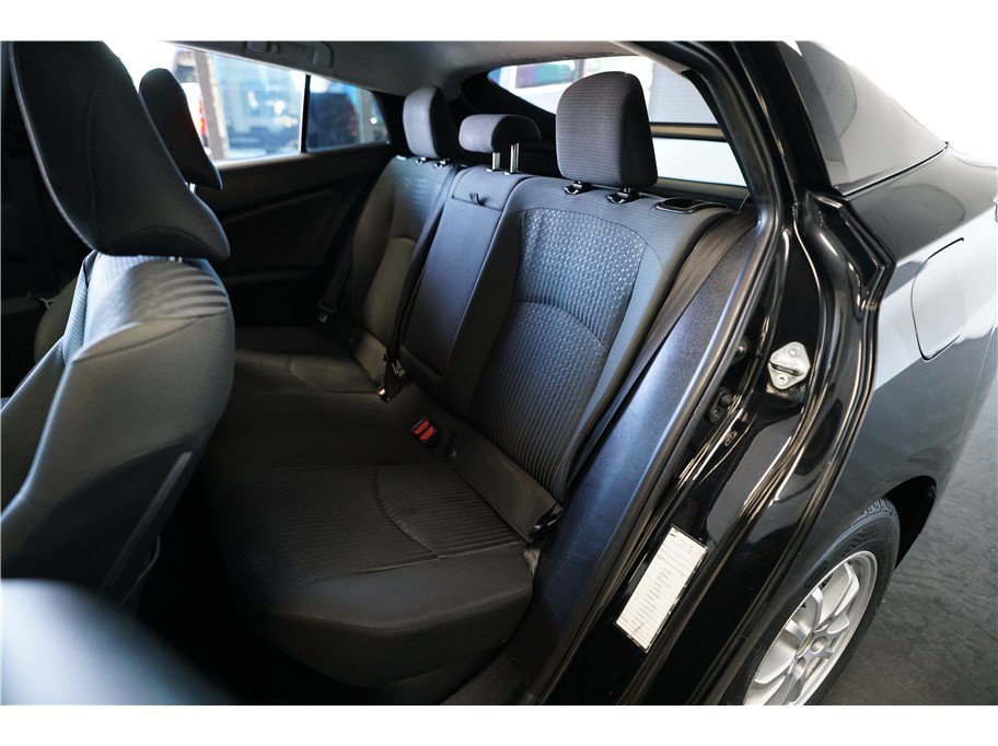 Used 2017 Toyota Prius Two image 12