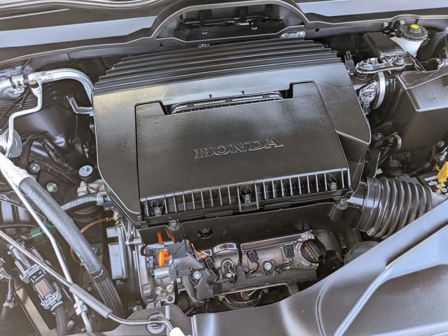 Used 2024 Honda Pilot Touring image 29