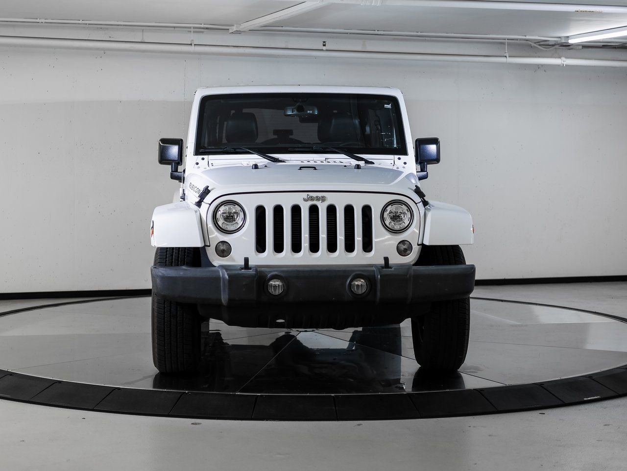 Used 2017 Jeep Wrangler Unlimited Rubicon w/ Connectivity Group image 9