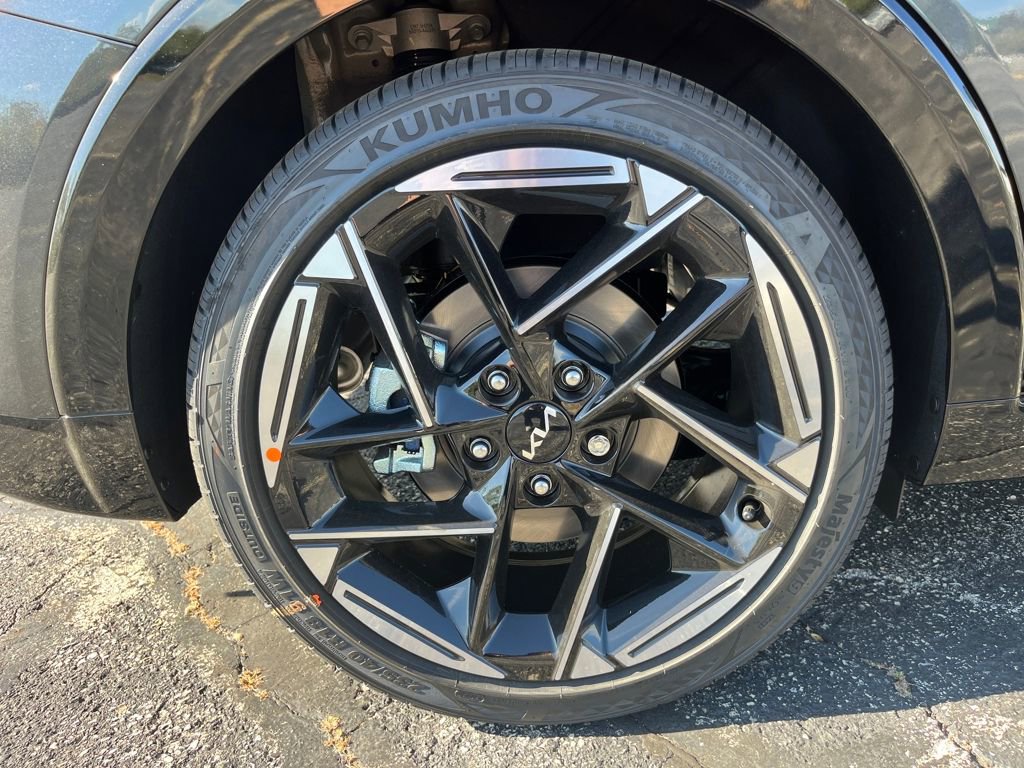 New 2025 Kia K4 GT-Line image 12
