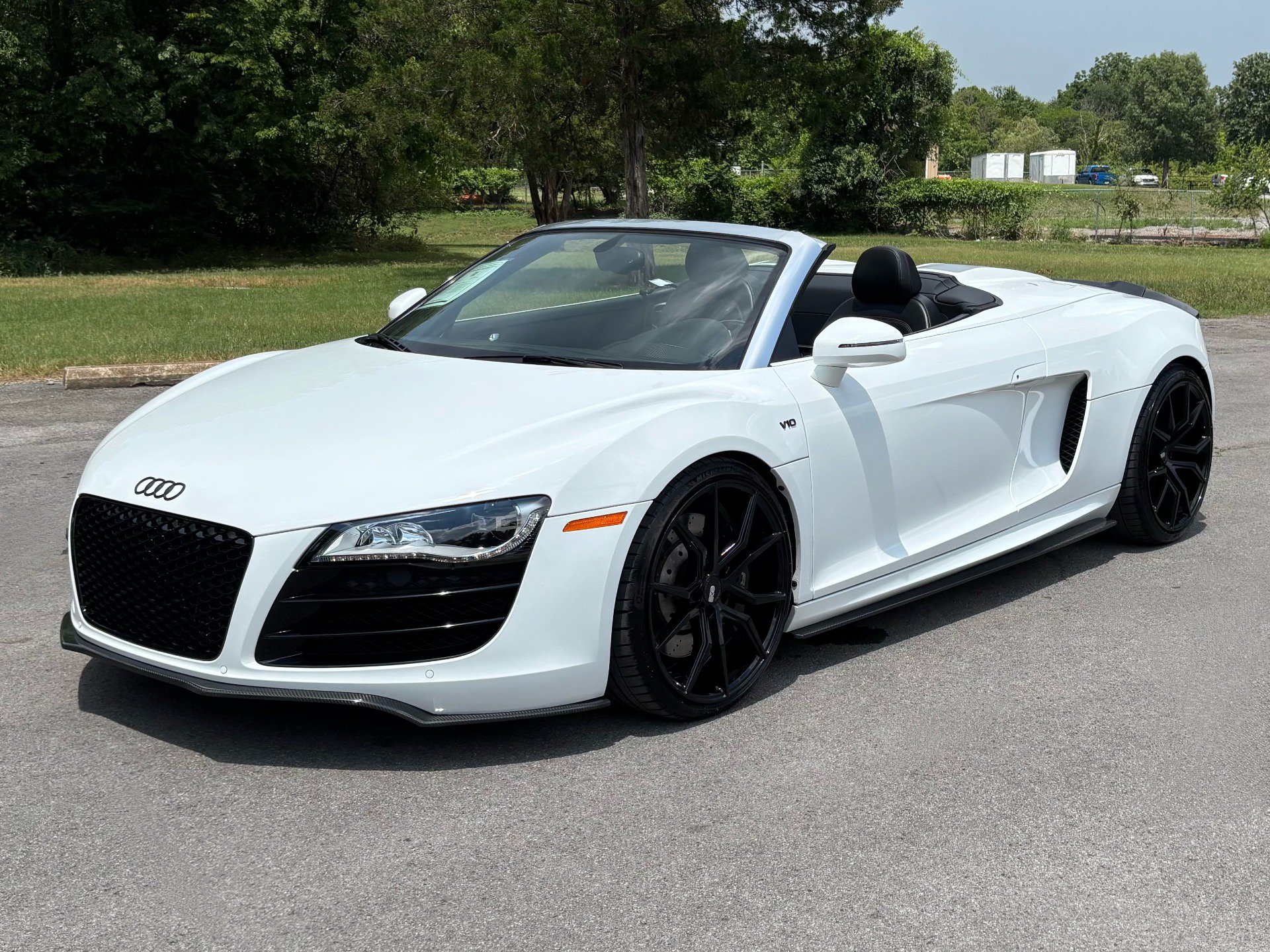 Used 2011 Audi R8 V10 AWD/4WD image 2
