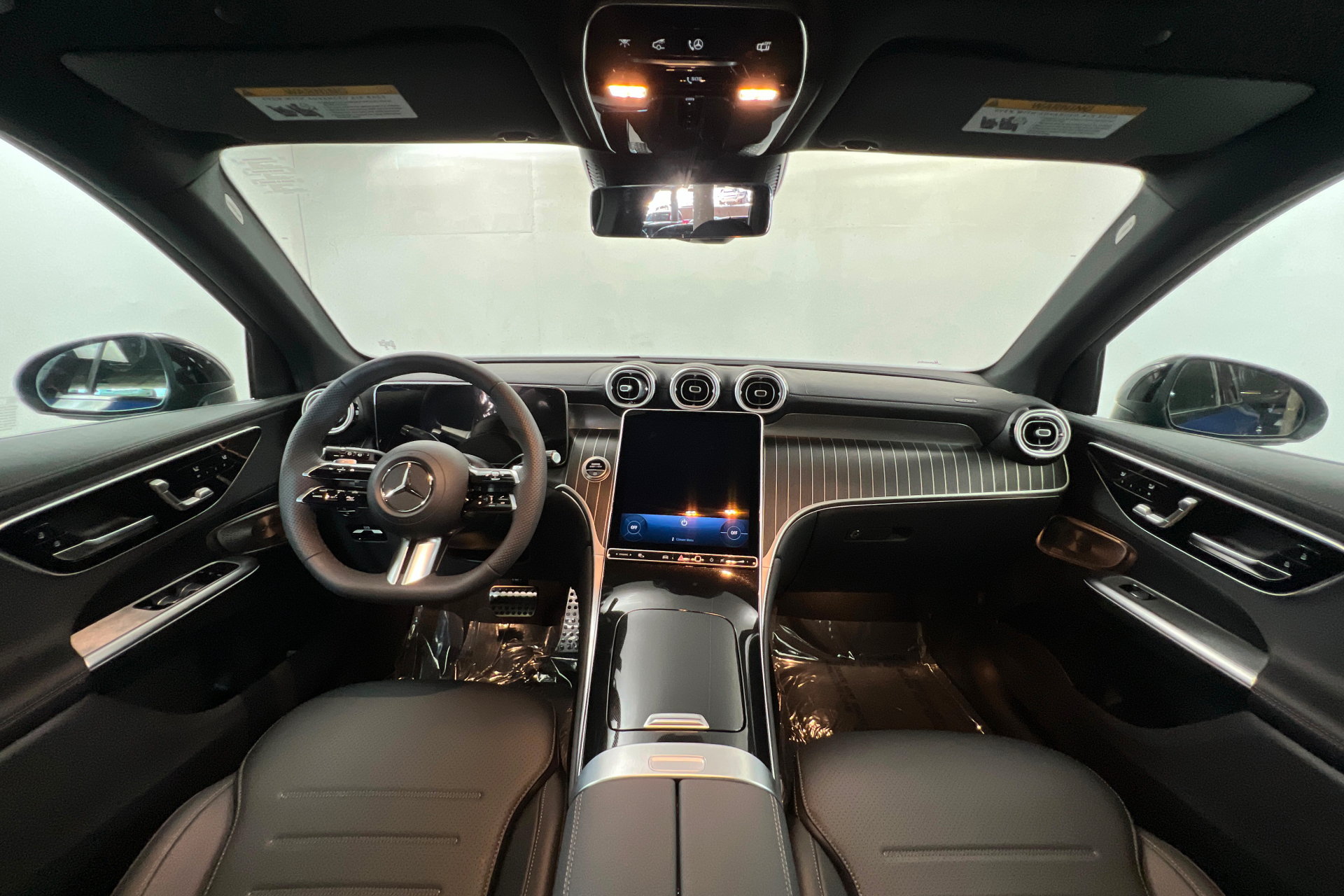 New 2027 Mercedes-Benz GLC 300 4MATIC image 9