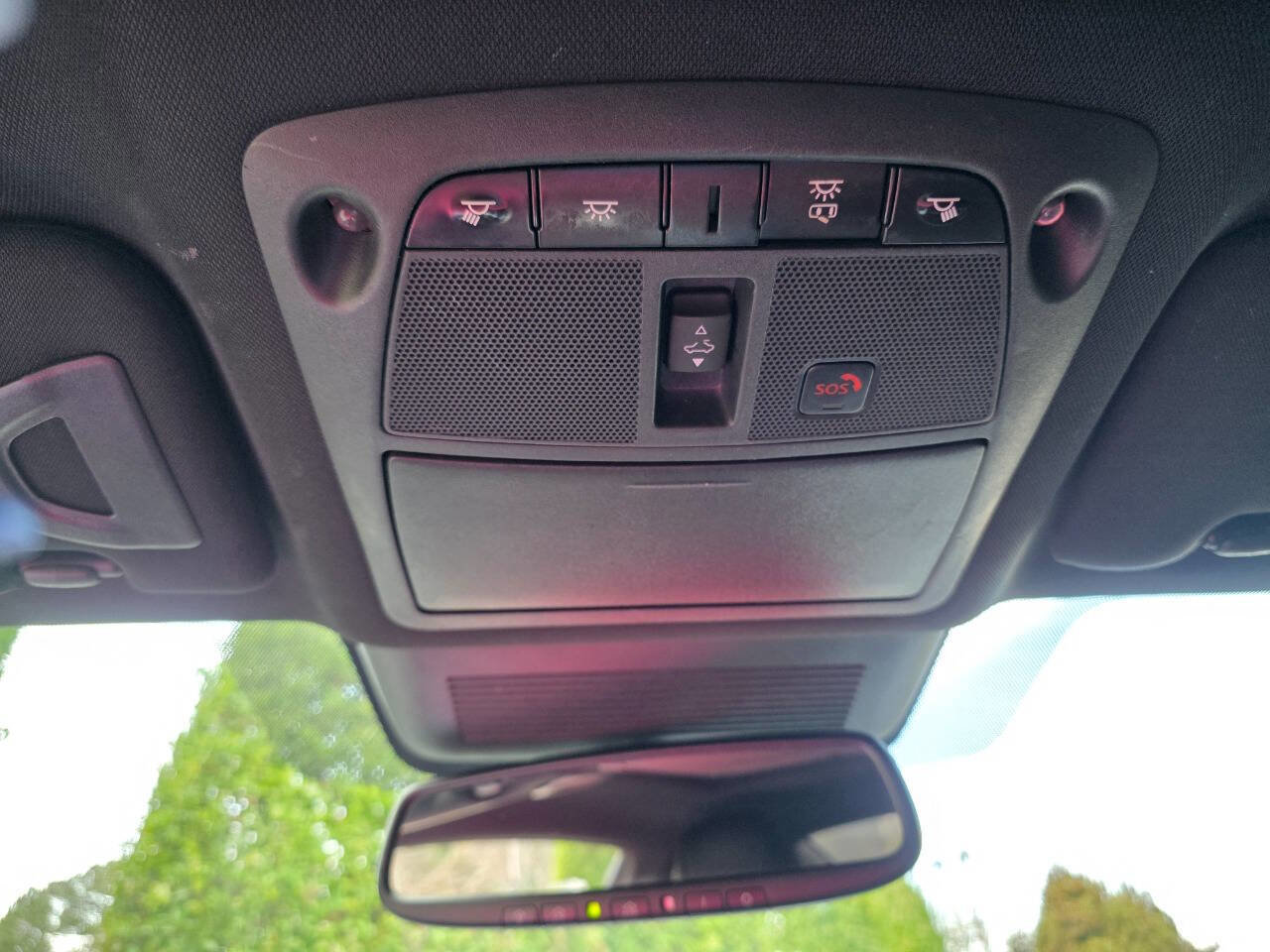 Used 2017 INFINITI Q60 2.0t w/ Premium Plus Package 2.0T image 27