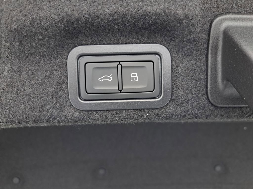 New 2026 Audi A6 Premium image 32