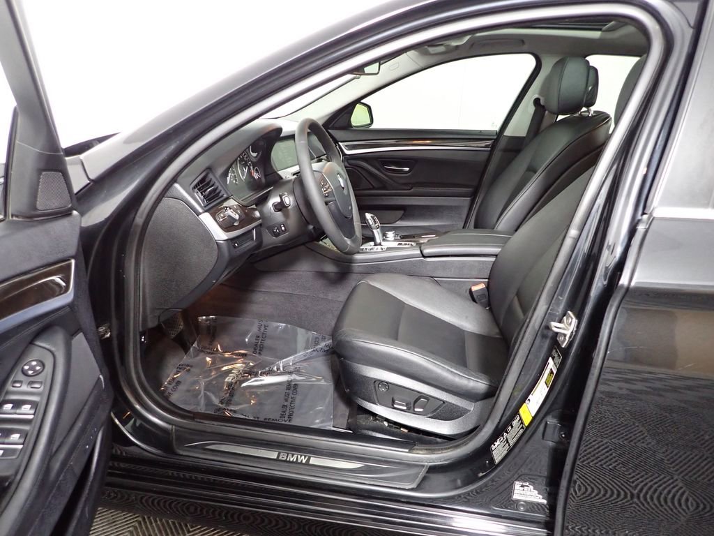 Used 2013 BMW 535i xDrive Sedan image 22