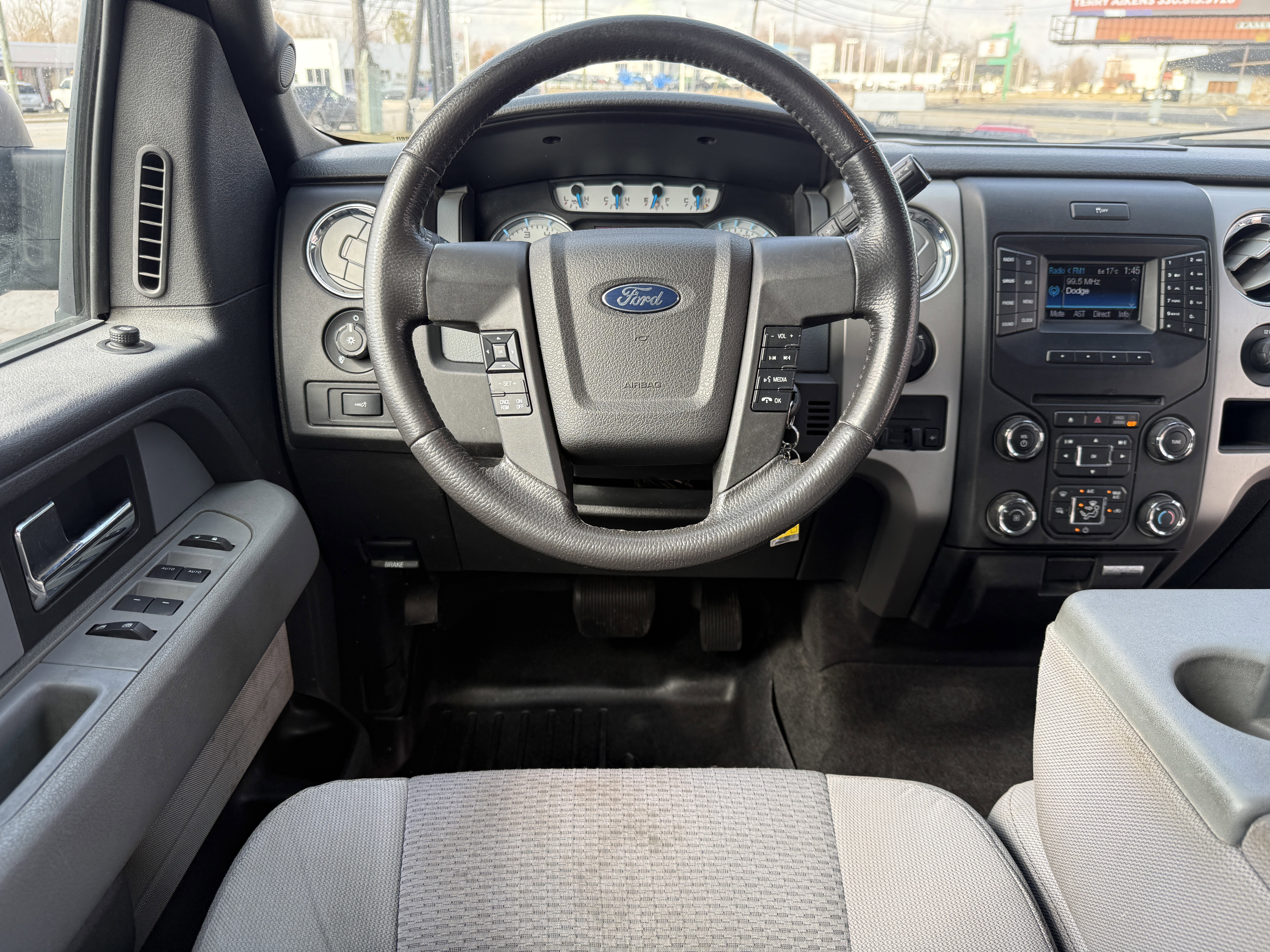 Used 2014 Ford F150 XLT w/ Equipment Group 302A Luxury image 18