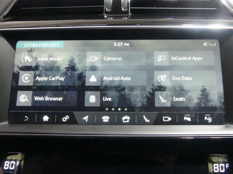 Used 2019 Jaguar F-PACE SVR image 43