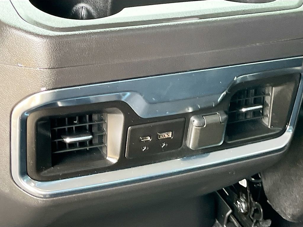 Used 2022 Chevrolet Silverado 1500 LTZ w/ LTZ Premium Texas Edition AWD/4WD image 26
