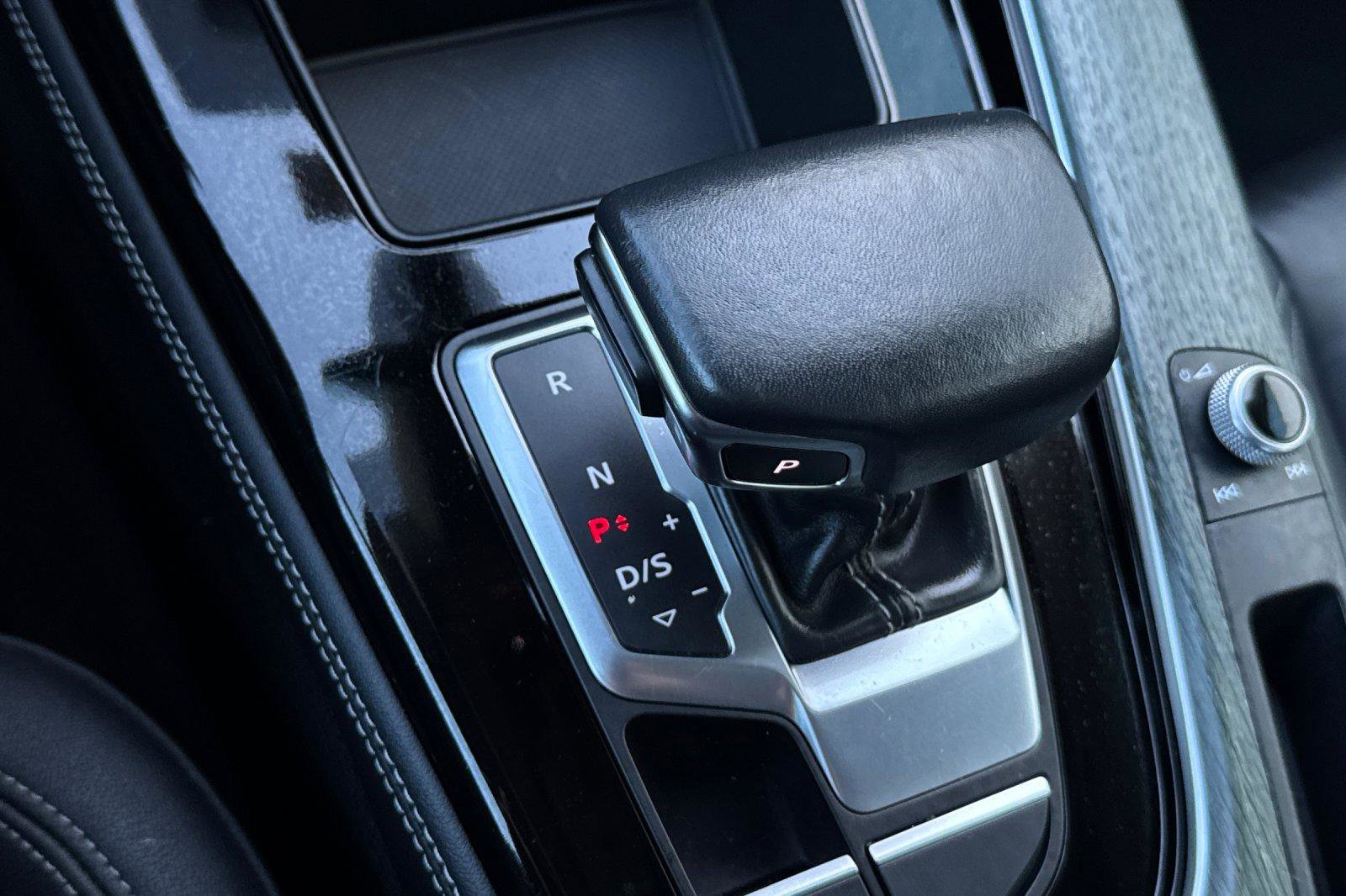 Used 2021 Audi A4 2.0T Premium Plus image 23