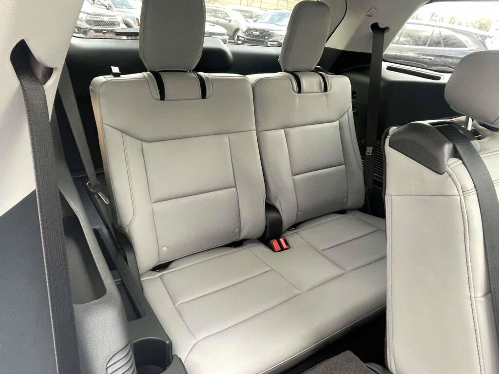 New 2026 Ford Explorer Active w/ Active Comfort Package AWD/4WD image 22