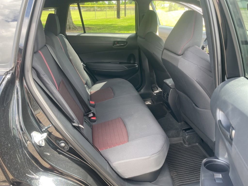 Used 2025 Toyota Corolla Cross AWD Hybrid image 16