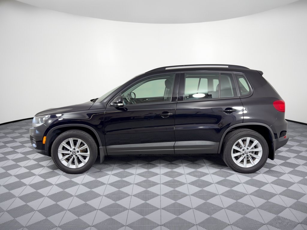 Used 2017 Volkswagen Tiguan S AWD/4WD image 2