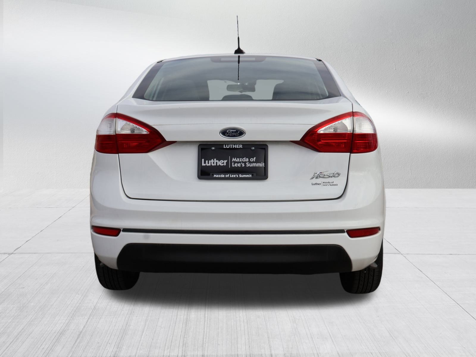 Used 2017 Ford Fiesta S image 6