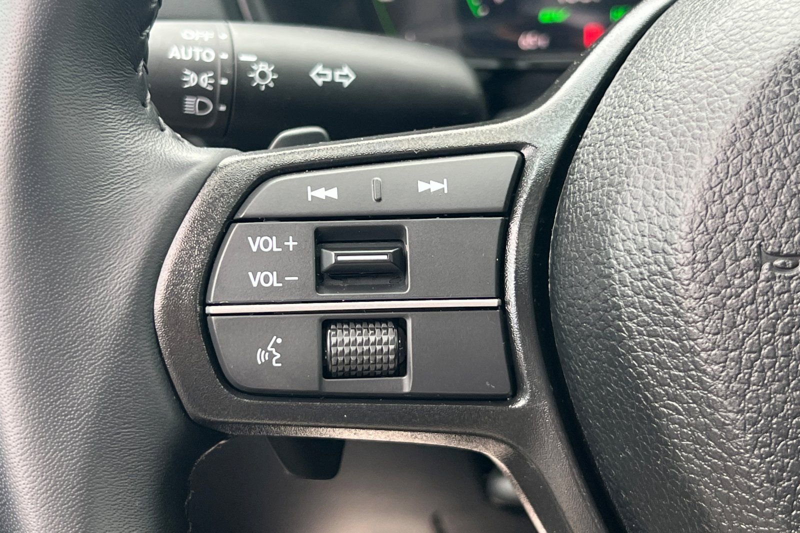 Used 2025 Honda Accord Sport image 26