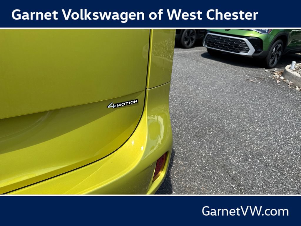 New 2025 Volkswagen ID. Buzz 1st Edition AWD/4WD image 36