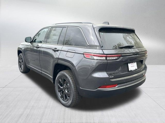 New 2026 Jeep Grand Cherokee Laredo image 7