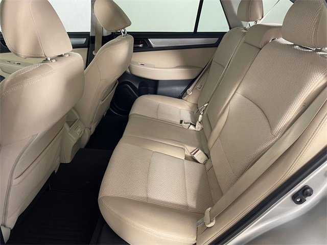 Used 2018 Subaru Outback 2.5i Premium image 16