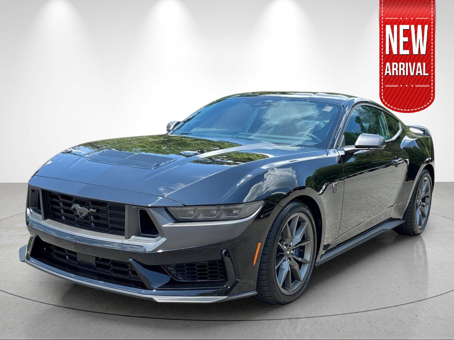 Used 2025 Ford Mustang Dark Horse RWD image 1