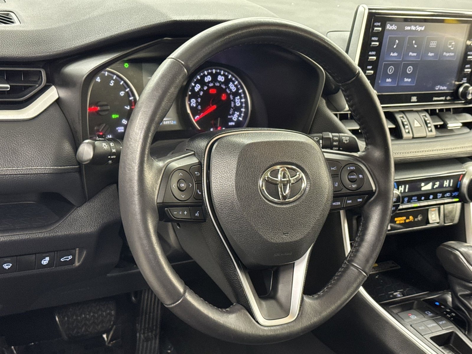 Used 2019 Toyota RAV4 XLE Premium w/ Advanced Technology Package image 18