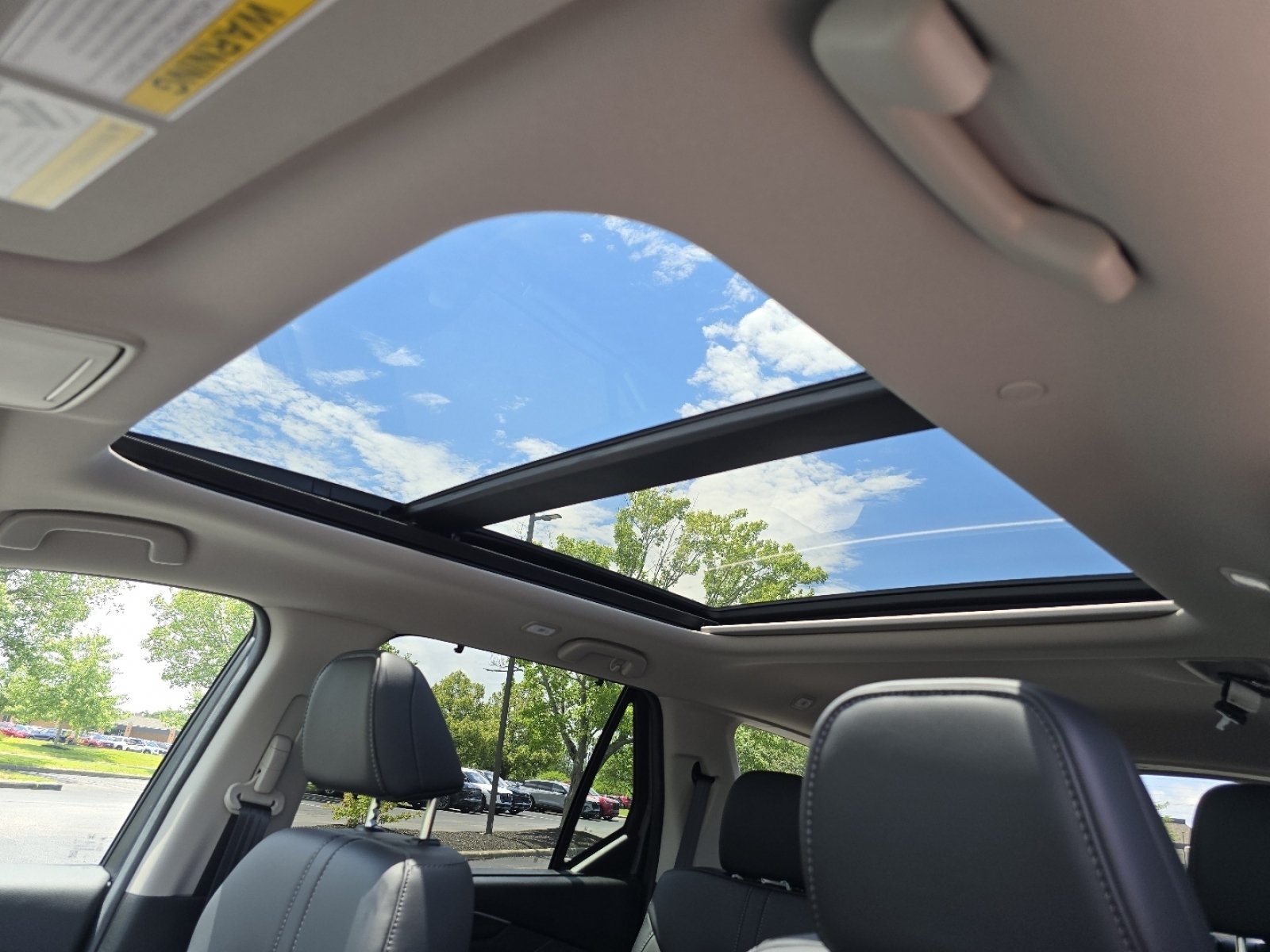 New 2026 Honda Pilot Touring image 3