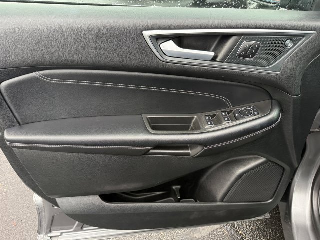 Certified 2024 Ford Edge Titanium AWD/4WD image 10