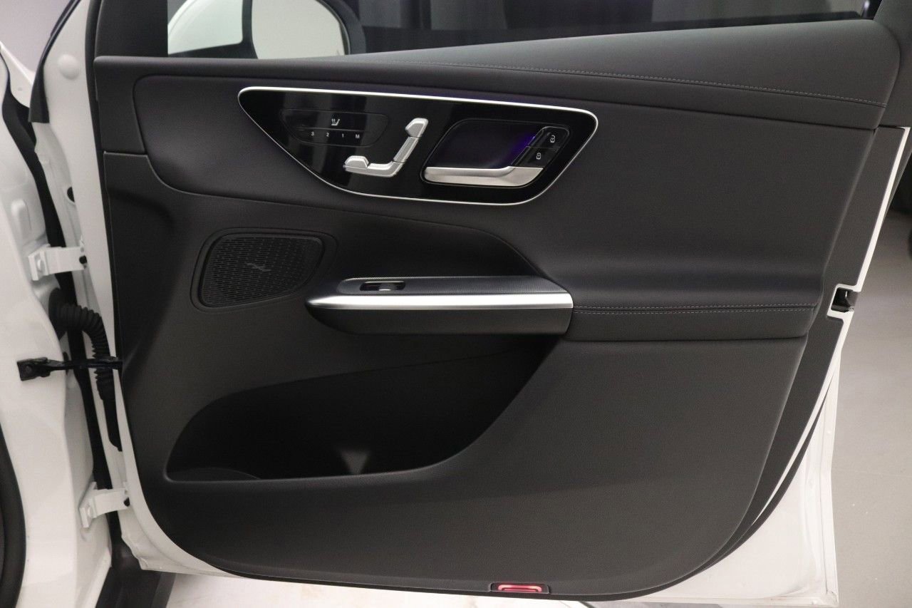 Certified 2025 Mercedes-Benz GLC 350e 4MATIC image 24