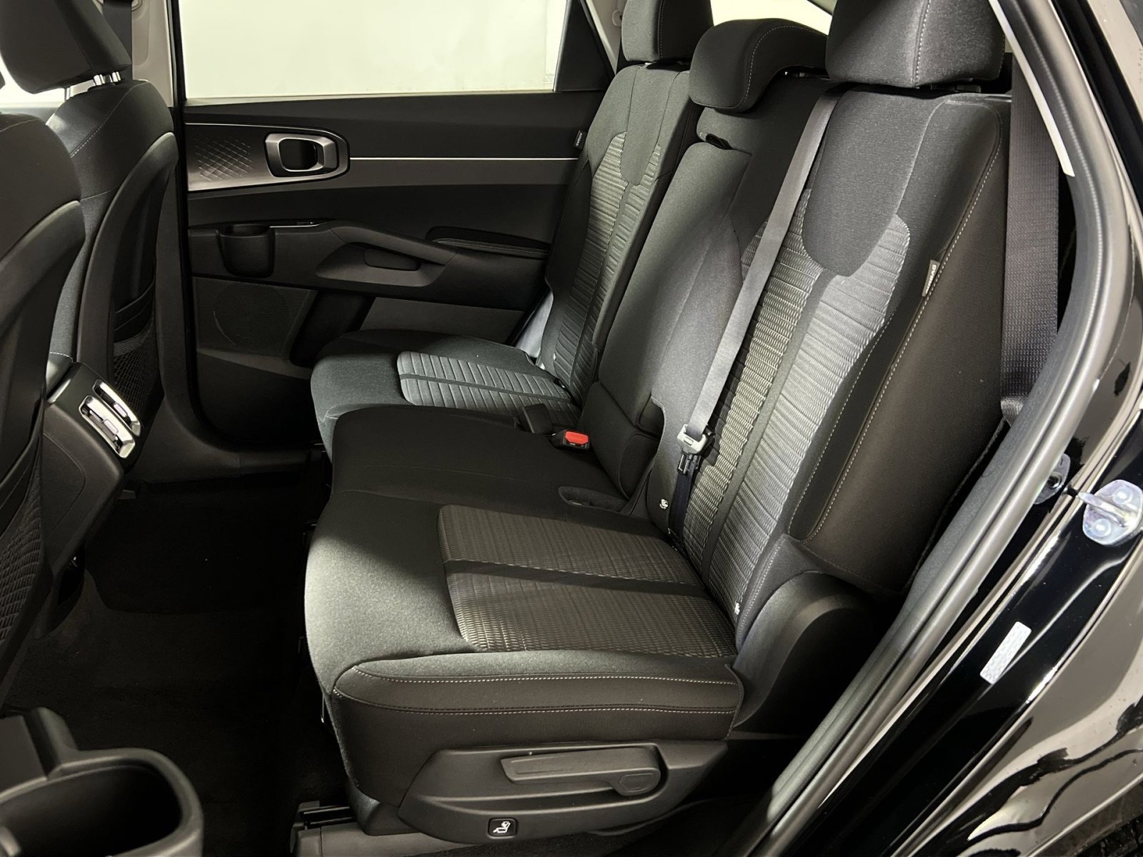 New 2026 Kia Sorento LX image 23