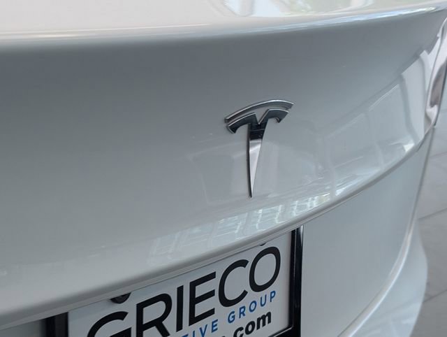 Used 2023 Tesla Model 3 Standard Range image 10