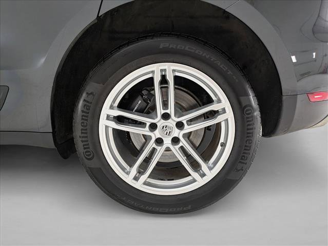 Used 2019 Porsche Macan image 23