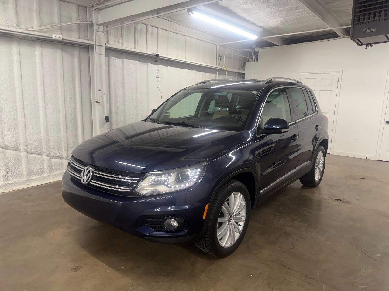 Used 2016 Volkswagen Tiguan SE