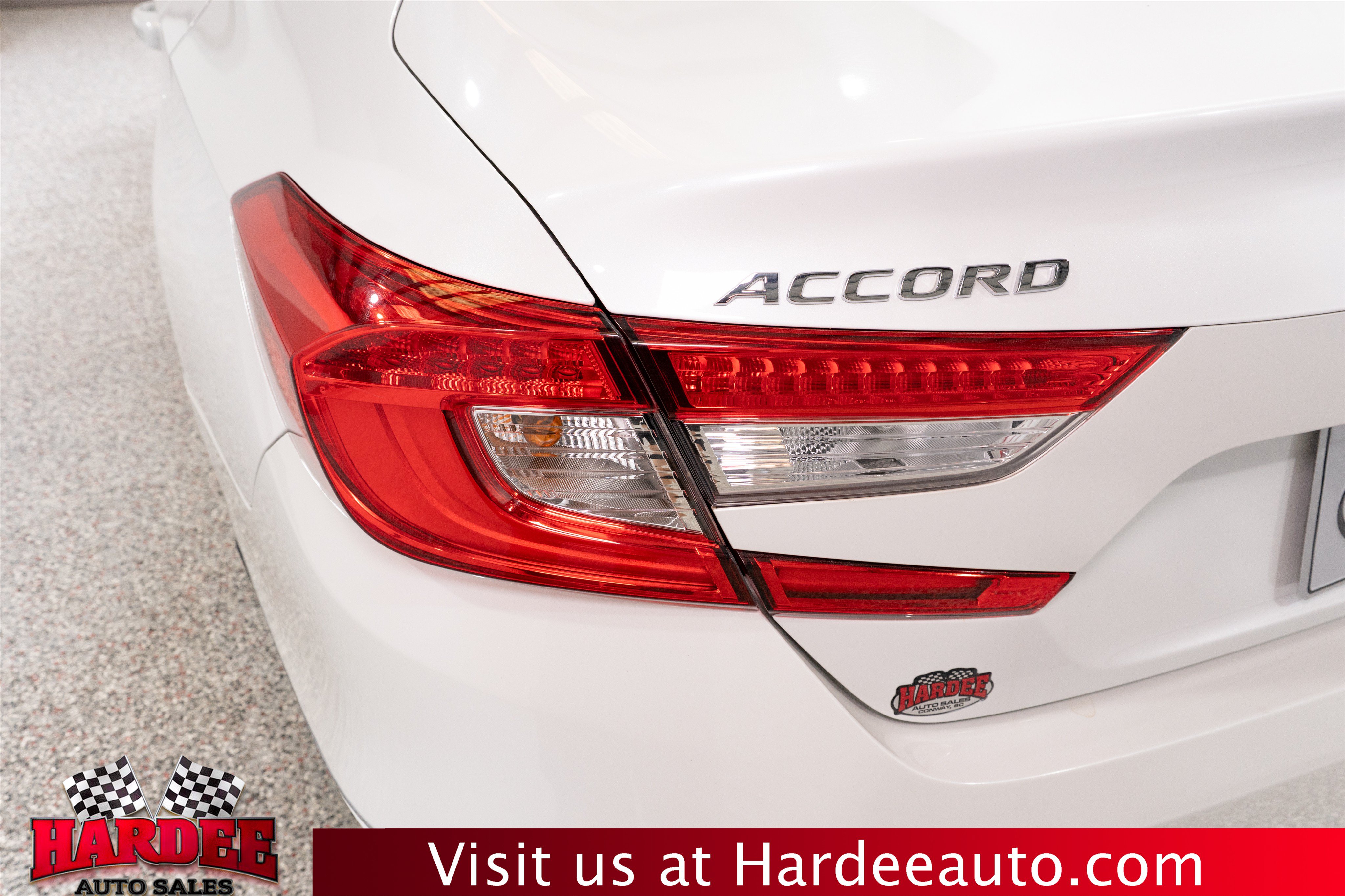 Used 2018 Honda Accord EX-L image 9