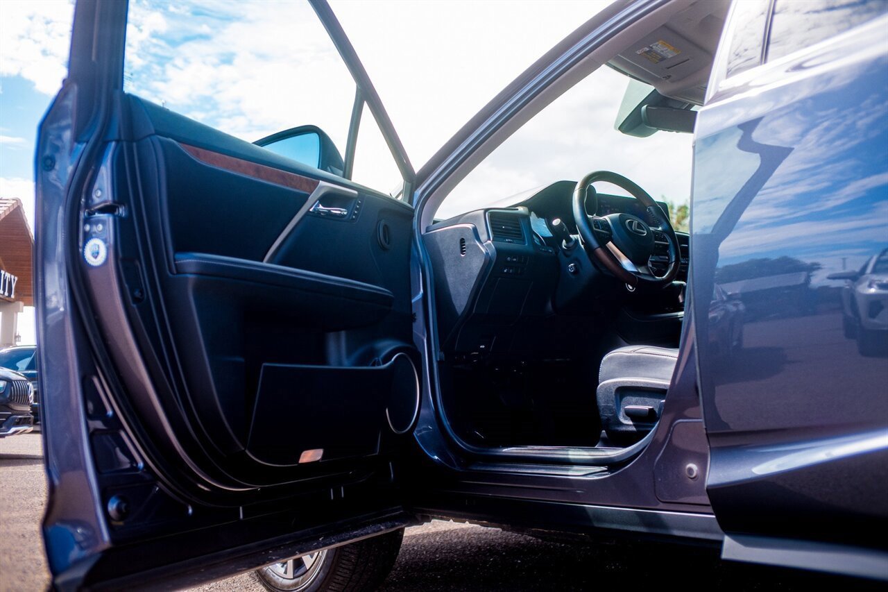 Used 2022 Lexus RX 350L FWD w/ Premium Package image 15