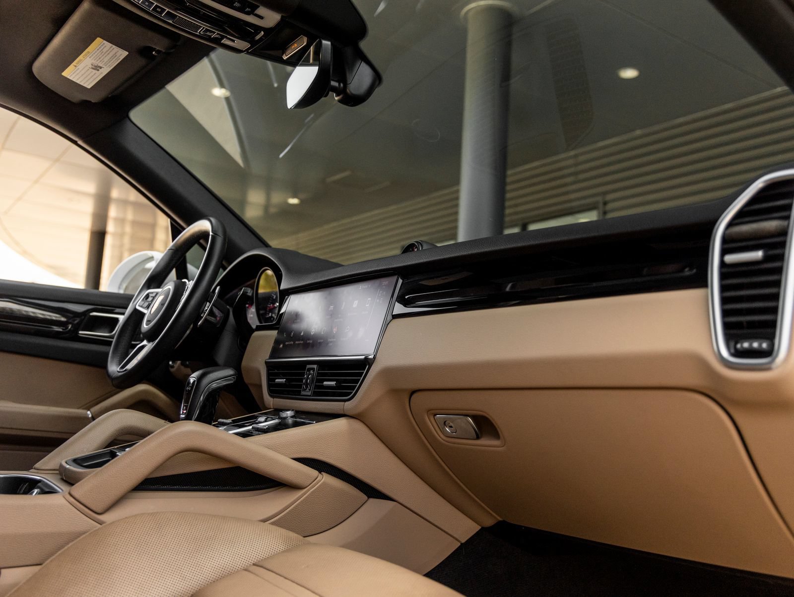 Certified 2023 Porsche Cayenne AWD/4WD image 48