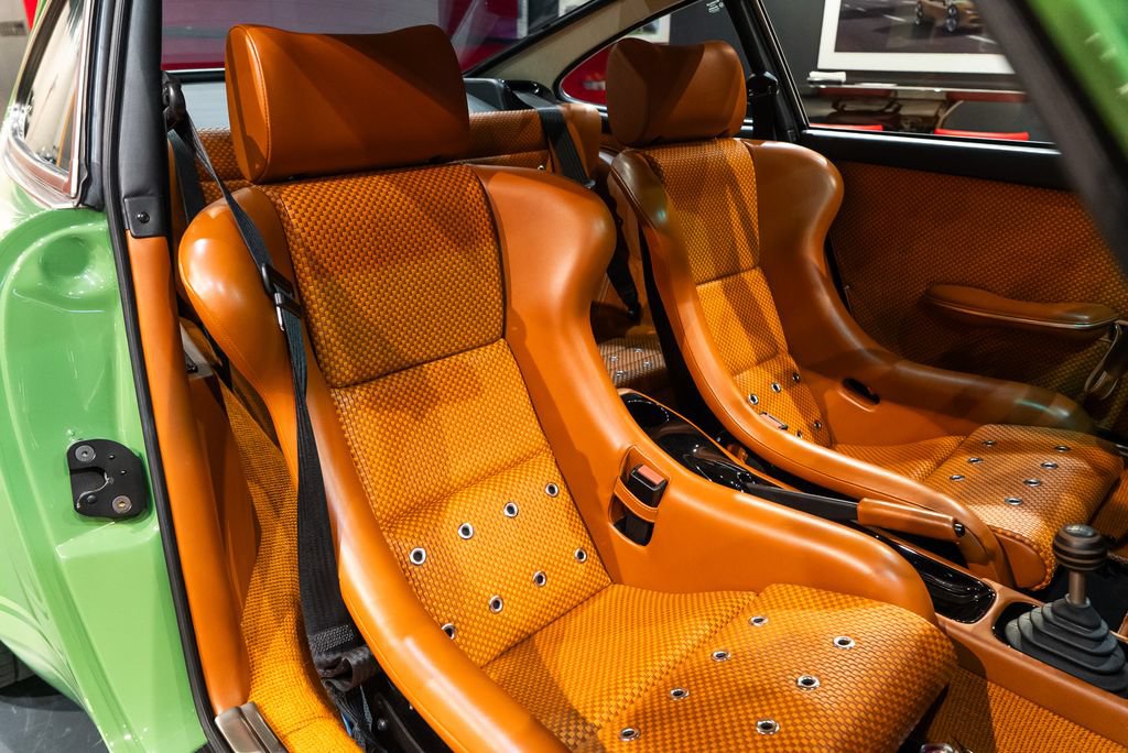 Used 1994 Porsche 911 GT3 RS image 29