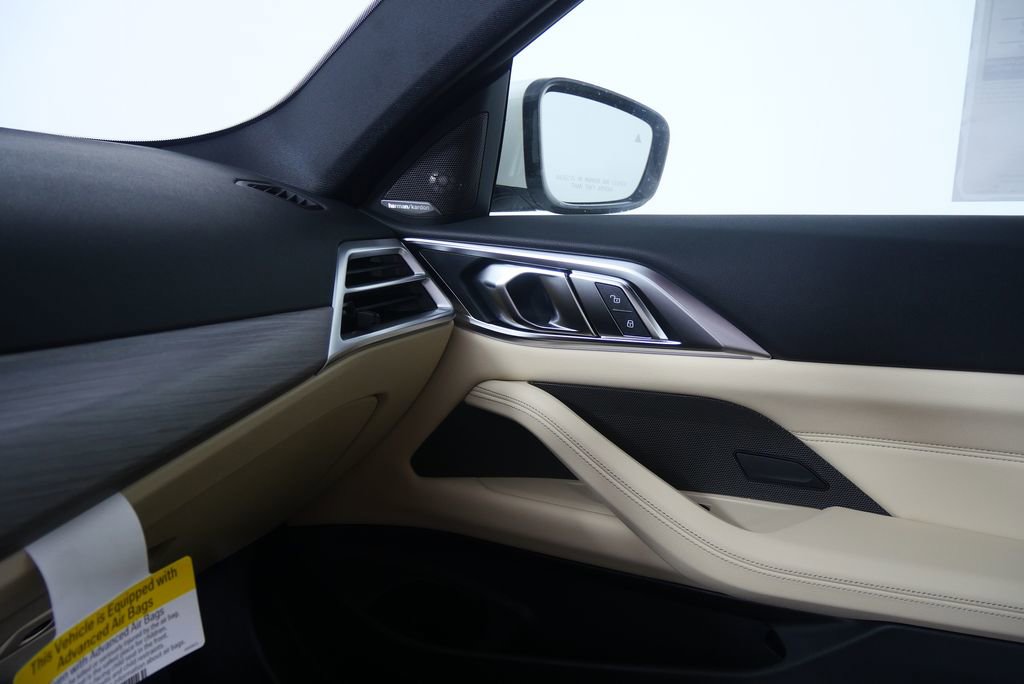 Used 2026 BMW 430i Coupe w/ Premium Package RWD image 21