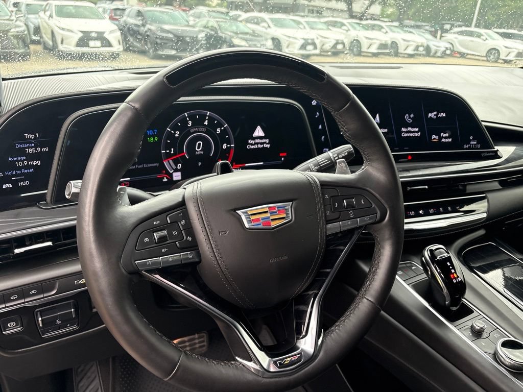 Used 2024 Cadillac Escalade ESV V w/ LPO, ONYX Package AWD/4WD image 14