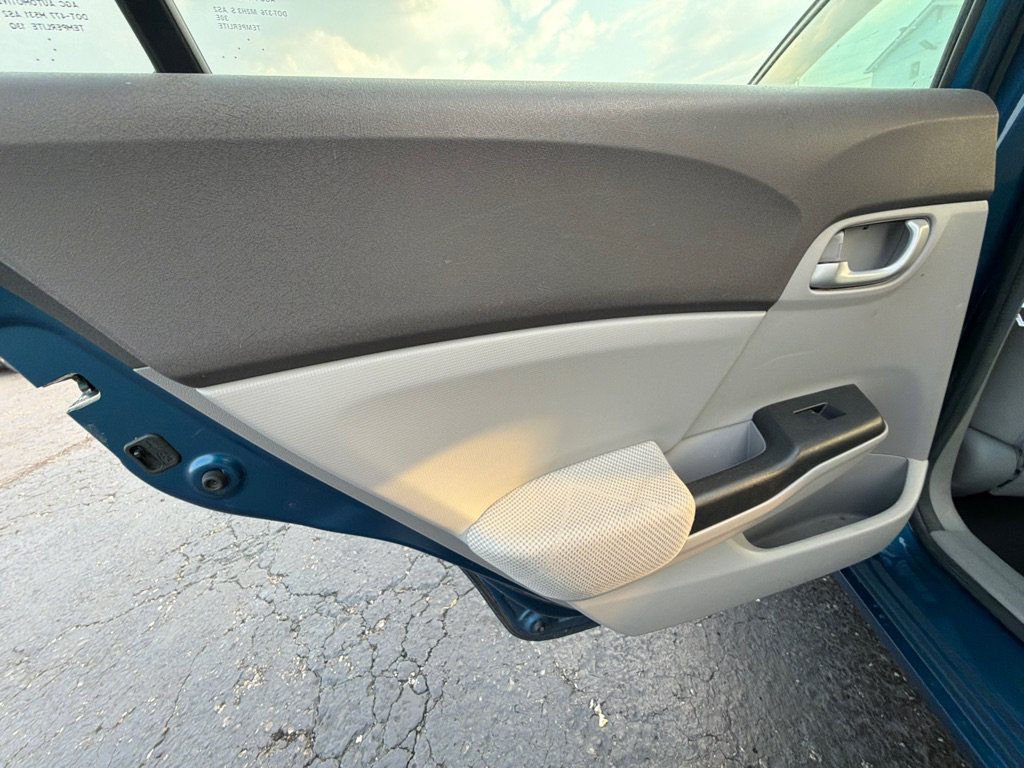 Used 2012 Honda Civic LX image 25