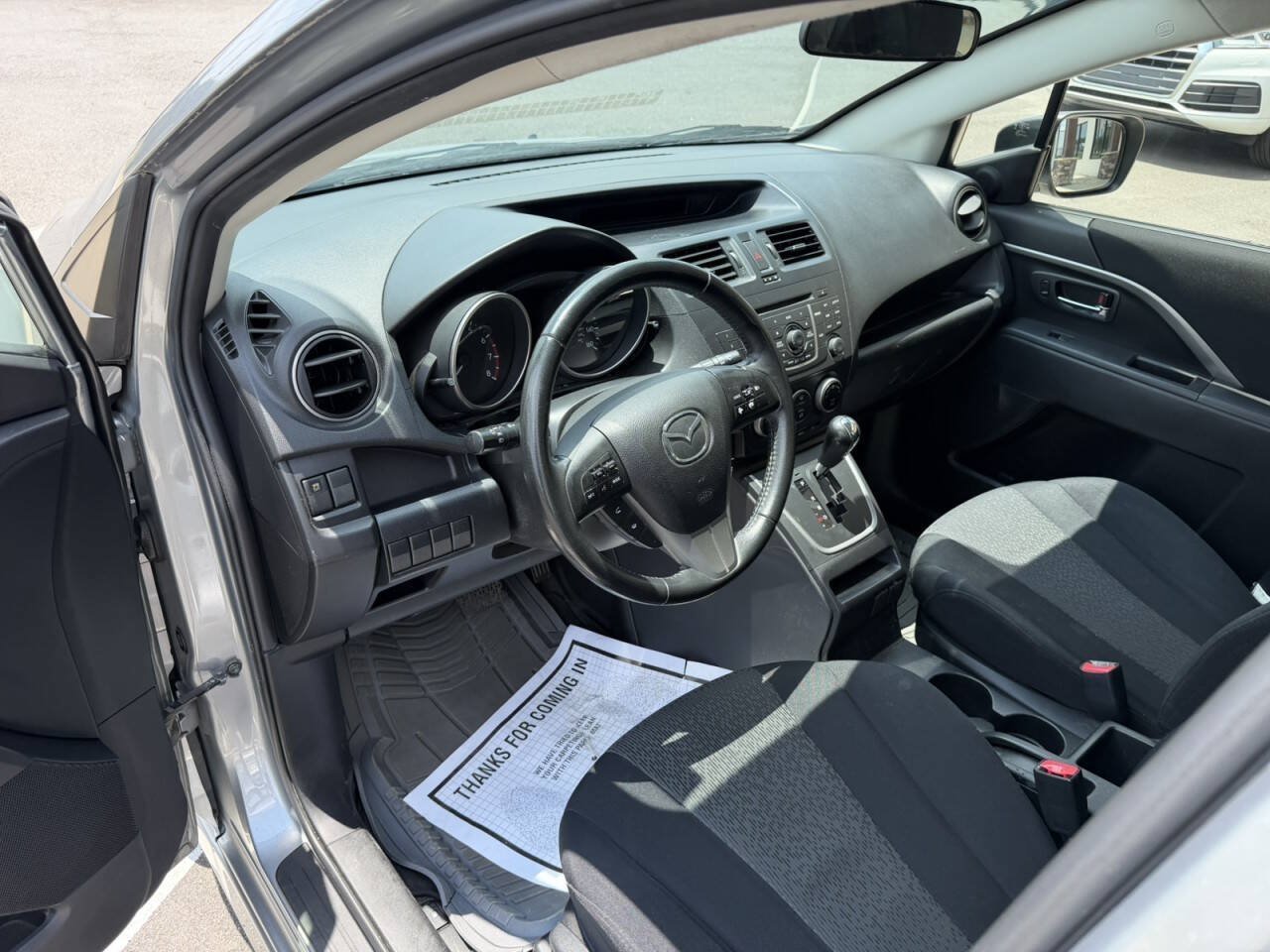 Used 2012 MAZDA MAZDA5 Touring w/ Moonroof & Audio Pkg FWD image 26