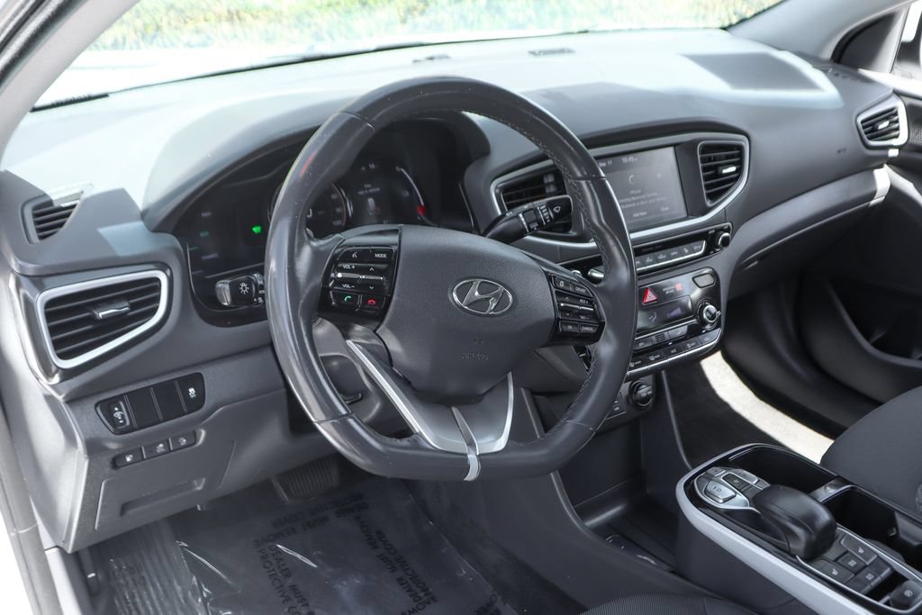 Used 2019 Hyundai Ioniq Electric FWD image 18
