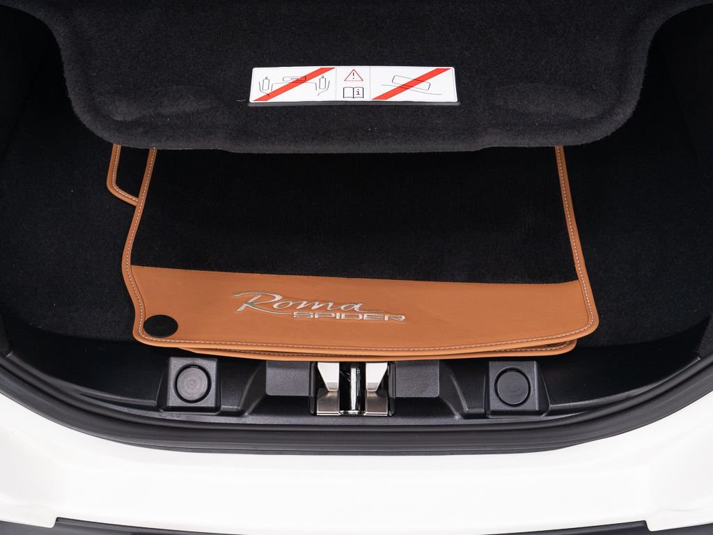 Used 2025 Ferrari Roma Spider RWD image 43